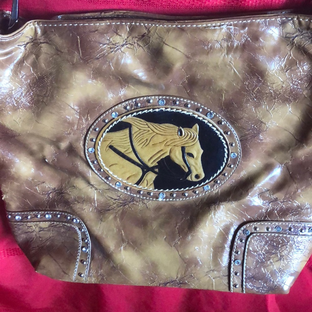 Purse - Picture 2 of 8